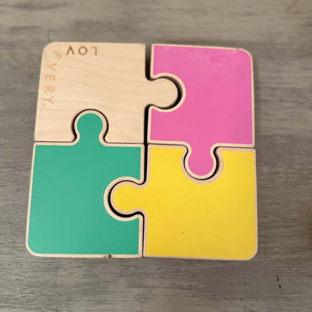 Lovevery Chunky Wooden Jigsaw Puzzle From The Companion Play Kit 22-24 Months